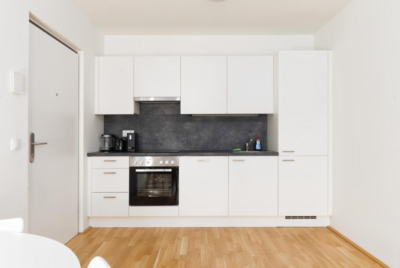 Whats-App Self-Check-In - 1Br Apartment, Near Airport,15 Min To Center 维也纳 外观 照片