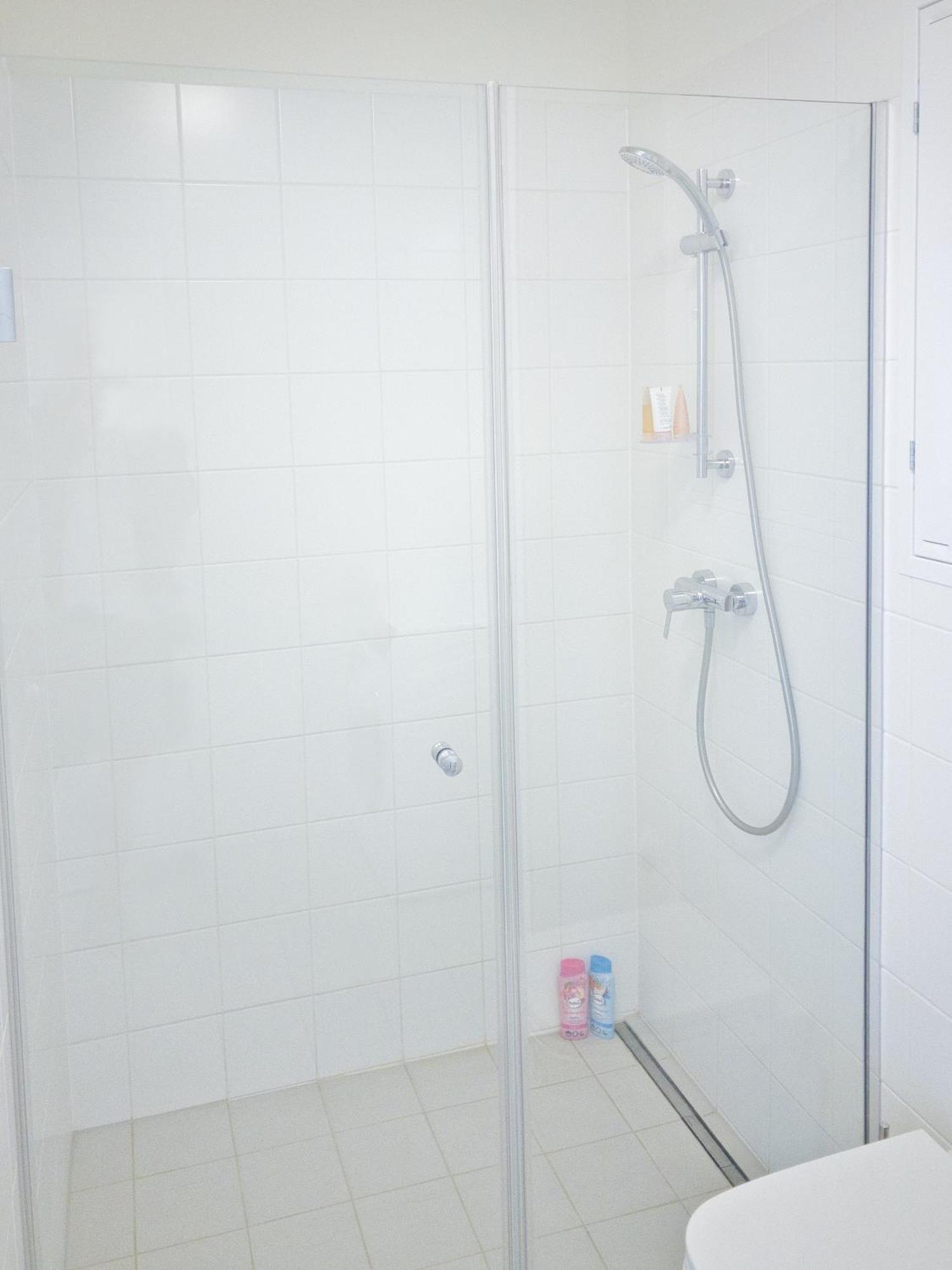 Whats-App Self-Check-In - 1Br Apartment, Near Airport,15 Min To Center 维也纳 客房 照片