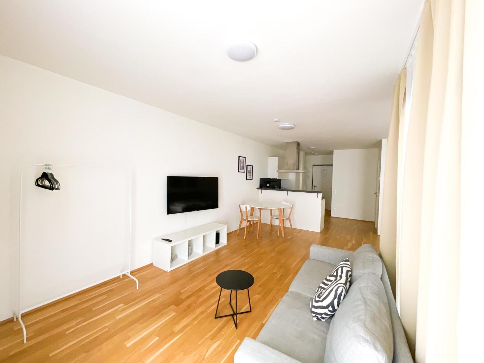 Whats-App Self-Check-In - 1Br Apartment, Near Airport,15 Min To Center 维也纳 客房 照片