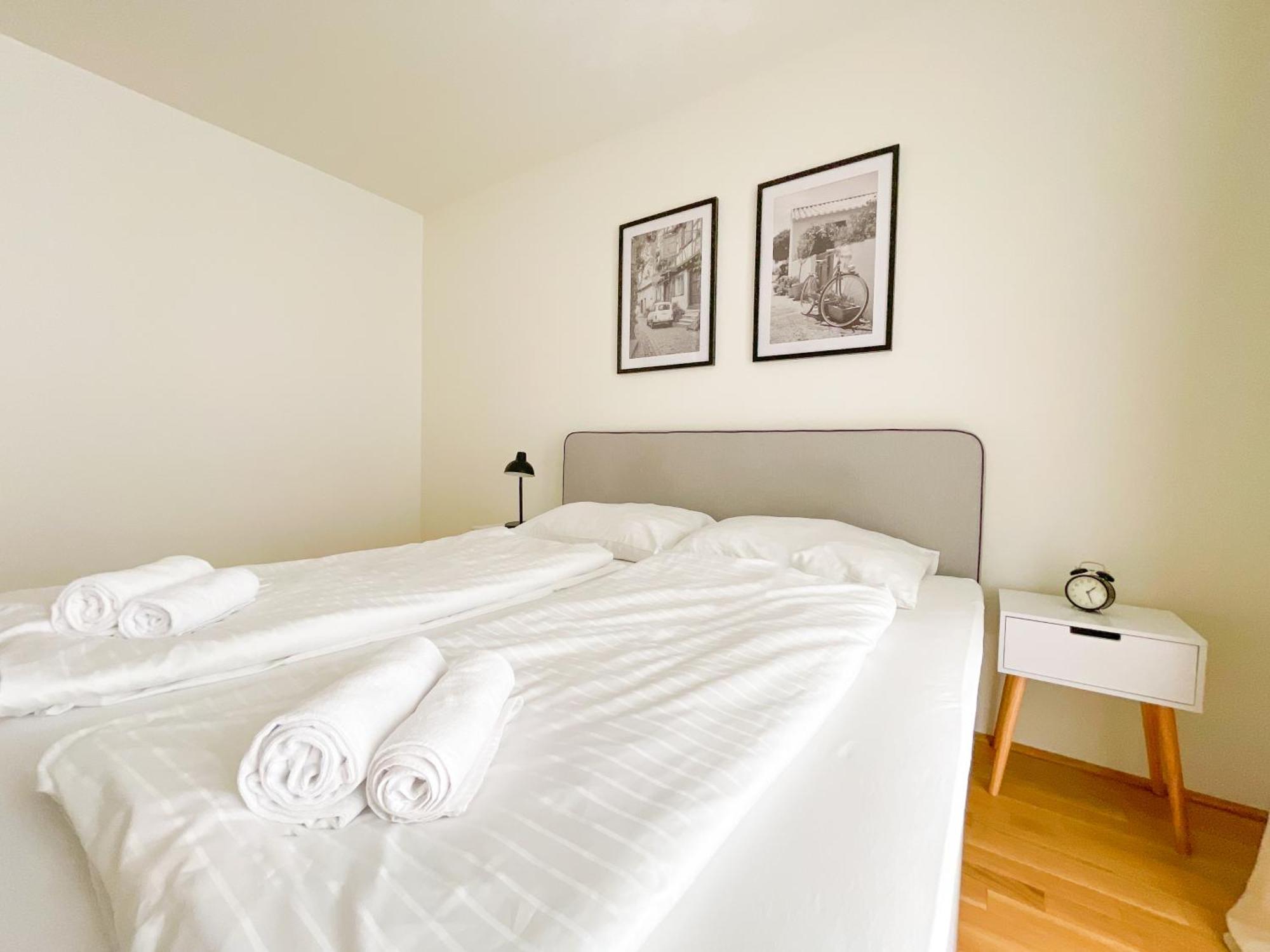 Whats-App Self-Check-In - 1Br Apartment, Near Airport,15 Min To Center 维也纳 客房 照片